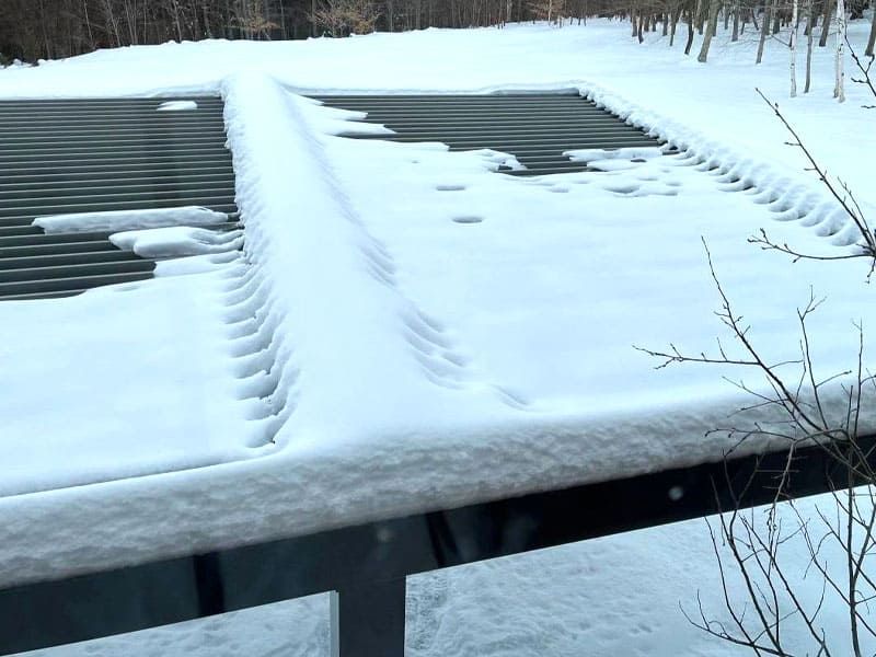 Weather resistant pergola