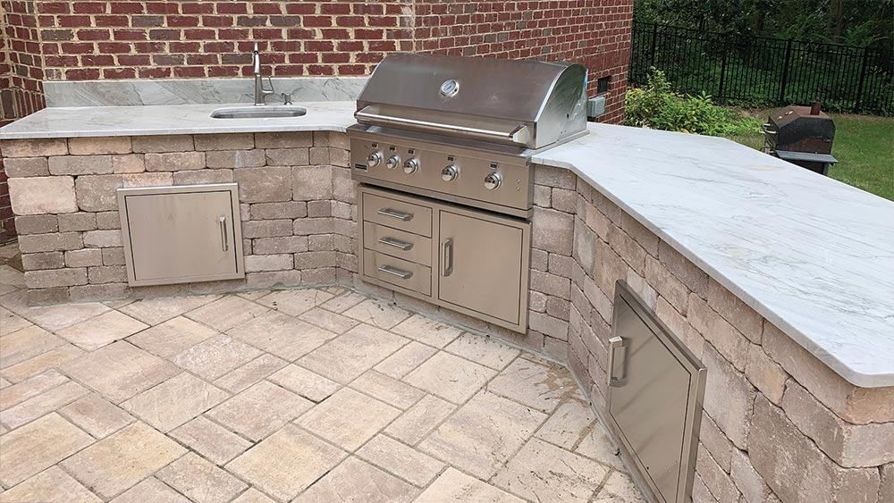 Outdoor Kitchen