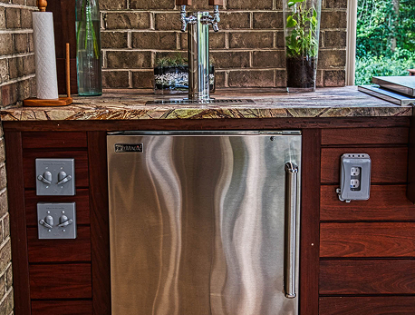 Refrigerators and Ice Chests