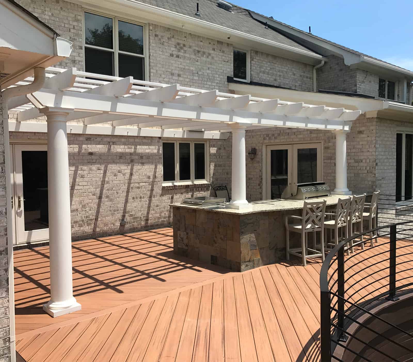 Best Shade Structures for Outdoor Living